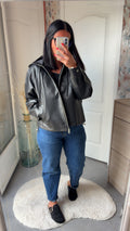 Veste simili capuche